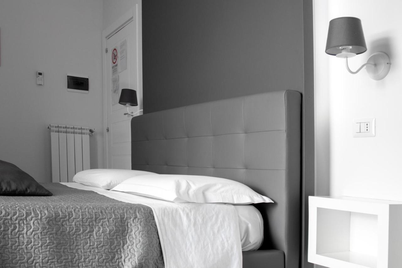 Aurora Luxury Rooms Nápoles Exterior foto