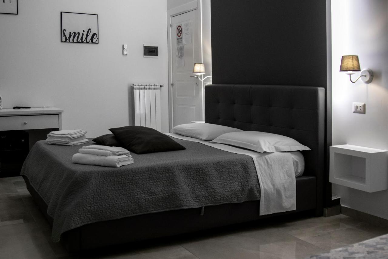 Aurora Luxury Rooms Nápoles Exterior foto