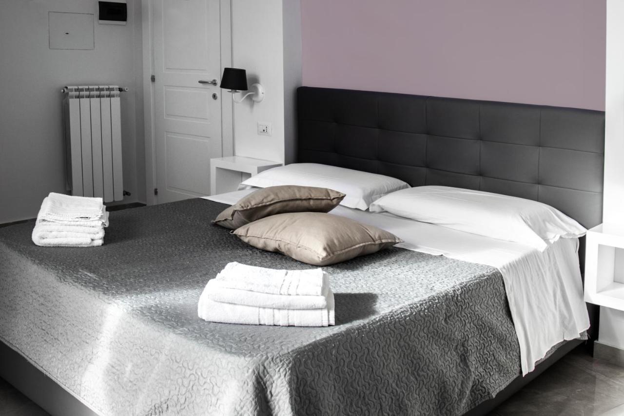 Aurora Luxury Rooms Nápoles Exterior foto